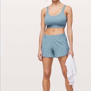 Lululemon Fine Form Workout Medium Impact Bra 34C